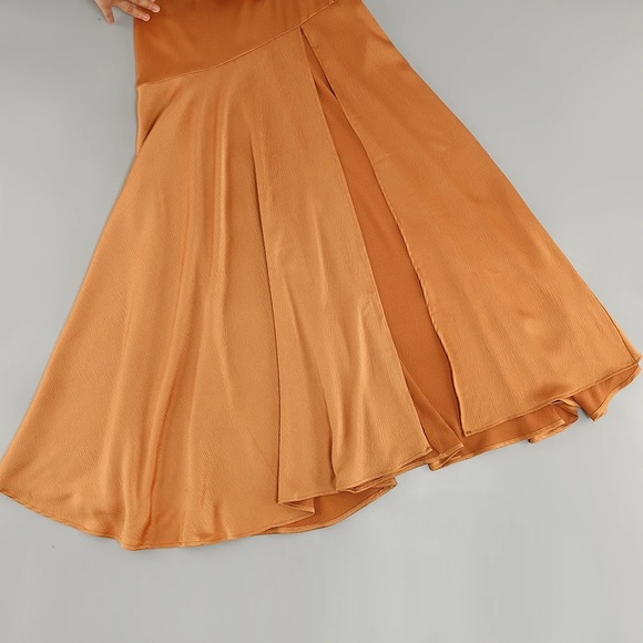 Lena Vie Drop Fall New High Quality Sexy V-Neck Pleated Lantern Sleeve Dress - Picture 7 of 13